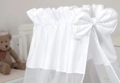 MamaLoes Royal Wit Voile Baby Wiegje 66756 -Kleintje Wereld mamaloes royal wit voile baby wiegje 3