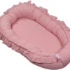 MamaLoes Soft Cotton Ruffle Licht Roze Babynest ML020113 -Kleintje Wereld mamaloes soft cotton ruffle licht roze babynest ml020113 0