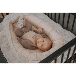 MamaLoes Berry Branch Omkeerbaar Babynest ML3061 -Kleintje Wereld mamaloes stippen omkeerbaar babynest ml020107 14 1