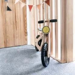 Mamatoyz Balance Bike Zwart Houten Loopfiets MT06 -Kleintje Wereld mamatoyz balance bike zwart houten loopfiets mt06 5 1