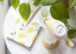 Medela Harmony Handborstkolf 101041154 -Kleintje Wereld medela harmony sfeer3