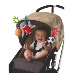 Playgro Baby Sports Balls Buggyspeeltjes P0187310 -Kleintje Wereld playgro baby sports balls buggyspeeltjes p0187310 .3