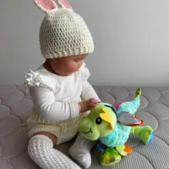 Playgro Sensory Friends Dusty Dragon Buggyspeeltje P0188473 -Kleintje Wereld playgro sensory friends dusty dragon buggyspeeltje p0188473 .8