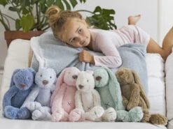 Happy Horse Rabbit Richie Donkerblauw 38 Cm No. 2 Knuffel 132100 -Kleintje Wereld rabbit richie sfeer 1