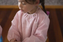 Silly Billyz Towel Navy Messy Eater Slab 18776 -Kleintje Wereld silly billy slab sfeer 1 1