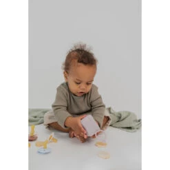 Bibs Ivory Speendoosje 4200216 -Kleintje Wereld speendoosje sfeer 4