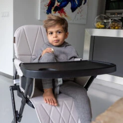 Topmark Lucky Lichtgrijs Kinderstoel T6065.GREY05 -Kleintje Wereld topmark lucky kinderstoel5