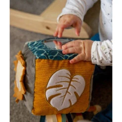 Tryco Jungle Activiteitenkubus TR-243339 -Kleintje Wereld tr 243339 8720663931955 activity cube jungle sfeer4