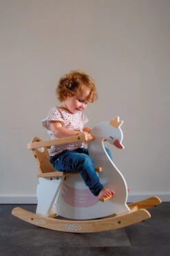 Tryco Zwaan Houten Hobbeldier TR-353011 -Kleintje Wereld tr 353011 tryco wooden rocking animals swan 02