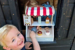 Tryco Houten IJskraam TR-353017 -Kleintje Wereld tr 353017 tryco wooden icecream truck 02 1