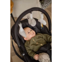 Tryco Koala Kyle Zwart Wipstoel TR-272701 -Kleintje Wereld tryco koala kyle zwart wipstoel tr 272701 sfeer3 1