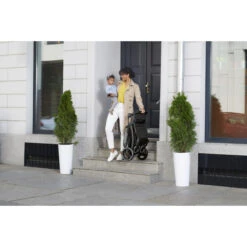 Kinderkraft Trig 2 Grey Wandelwagen KSTRIG2TGRY0000 -Kleintje Wereld twig 2 sfeer 1 1 1